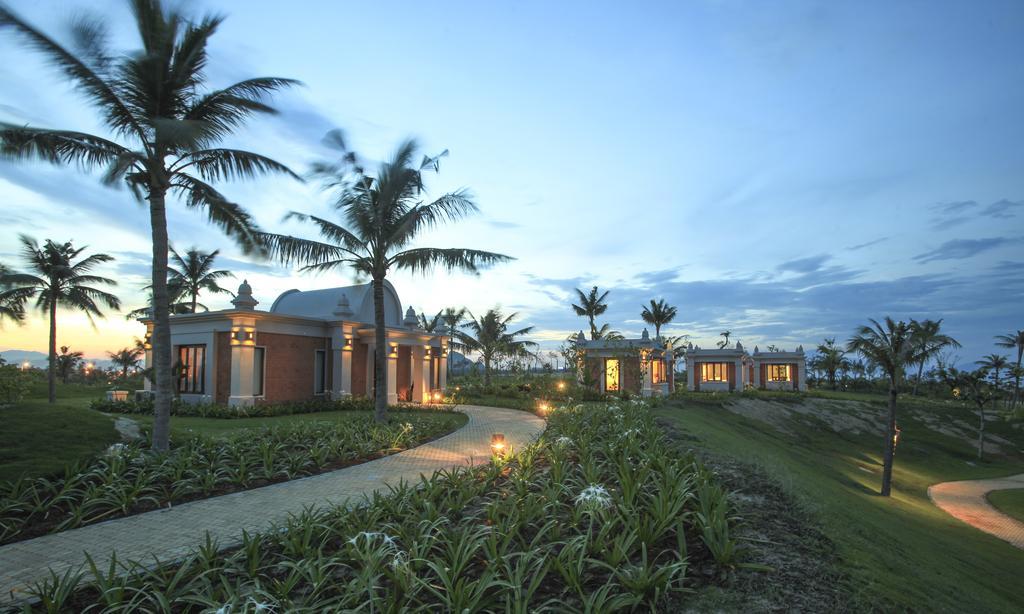 Pulchra Resort Danang Exteriör bild